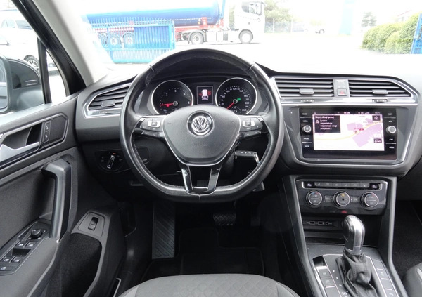 Volkswagen Tiguan cena 89900 przebieg: 139000, rok produkcji 2018 z Sulęcin małe 497